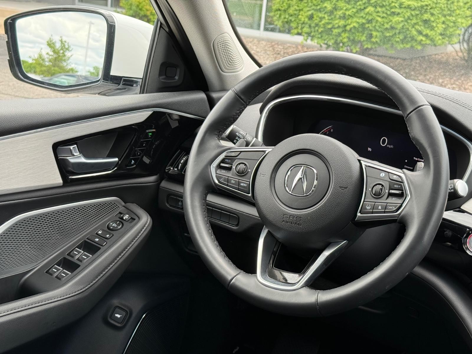 Acura MDX Vehicle Image 14