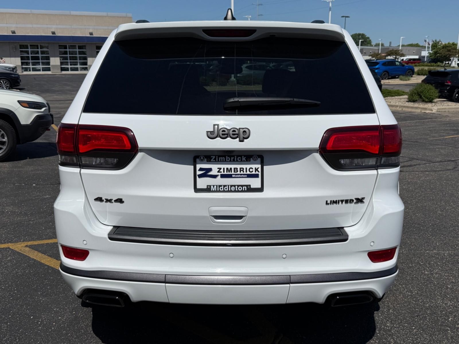 Jeep Grand Cherokee Vehicle Image 04