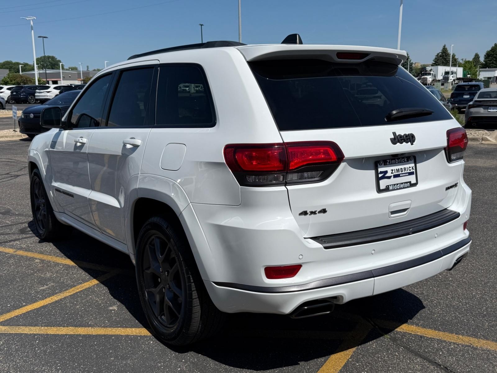 Jeep Grand Cherokee Vehicle Image 06