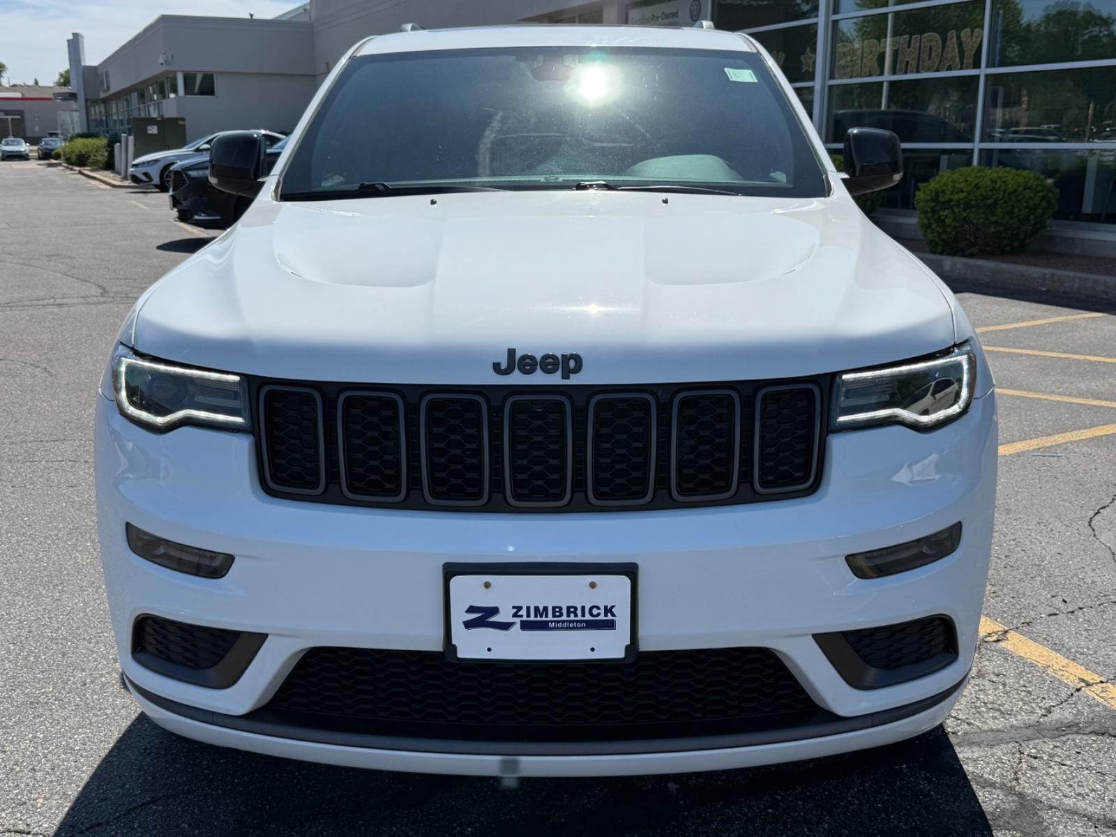 Jeep Grand Cherokee Vehicle Image 09