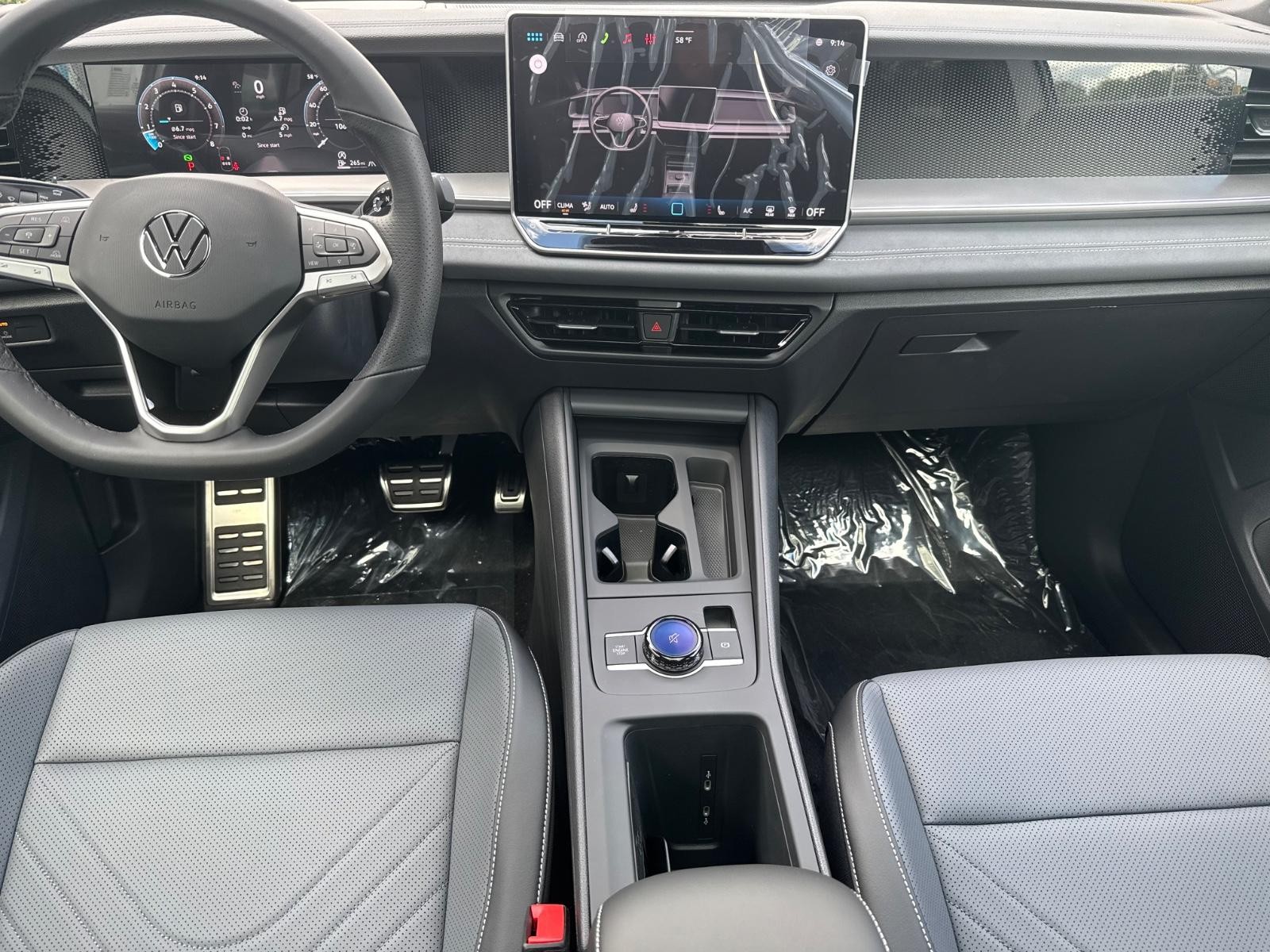 Volkswagen Tiguan Vehicle Image 06