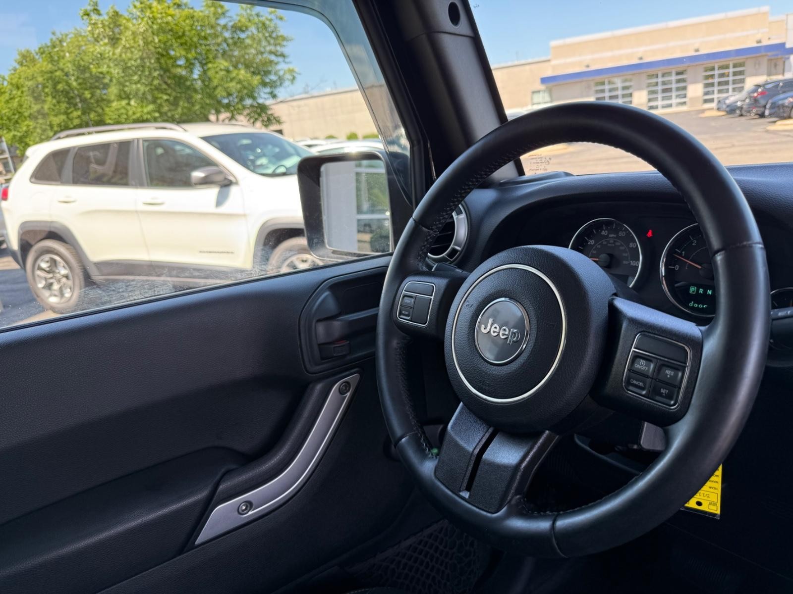 Jeep Wrangler Vehicle Image 13