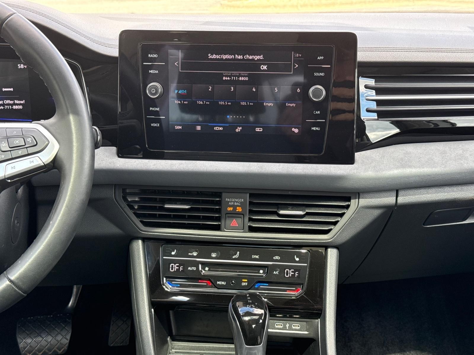 Volkswagen Jetta Vehicle Image 12