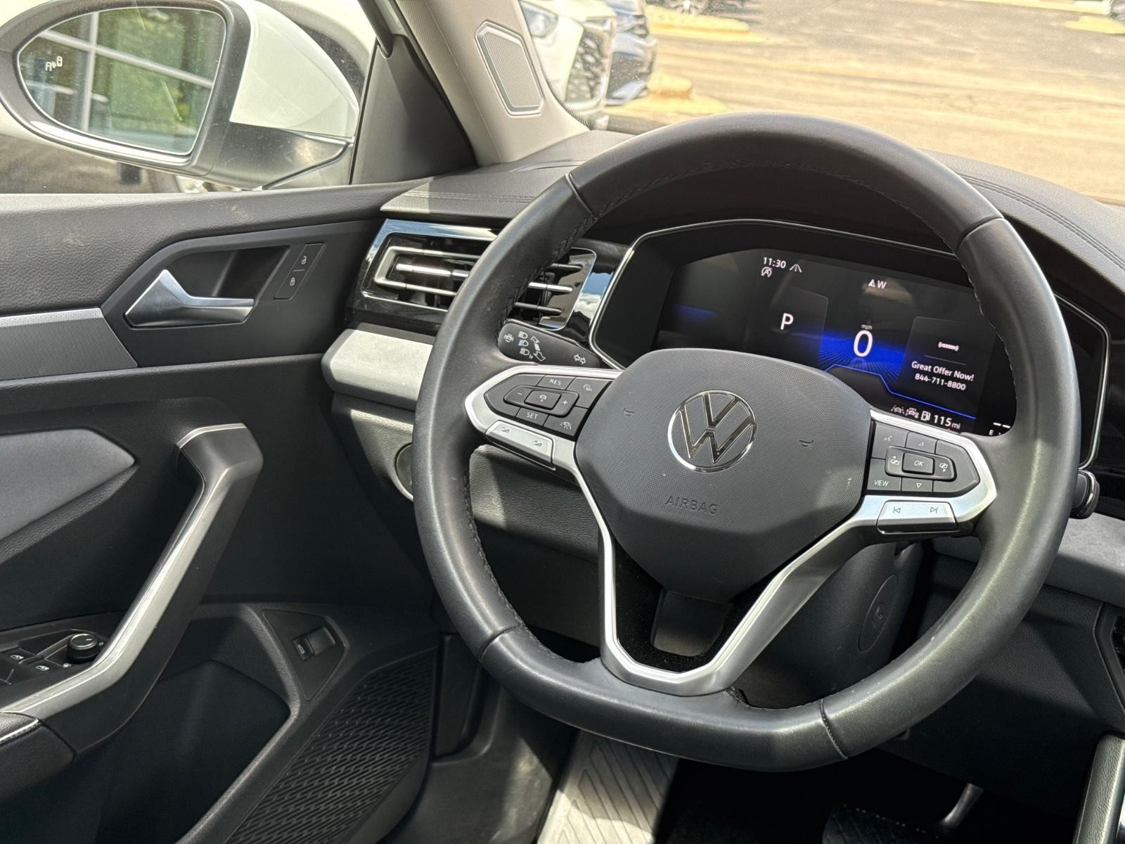 Volkswagen Jetta Vehicle Image 14