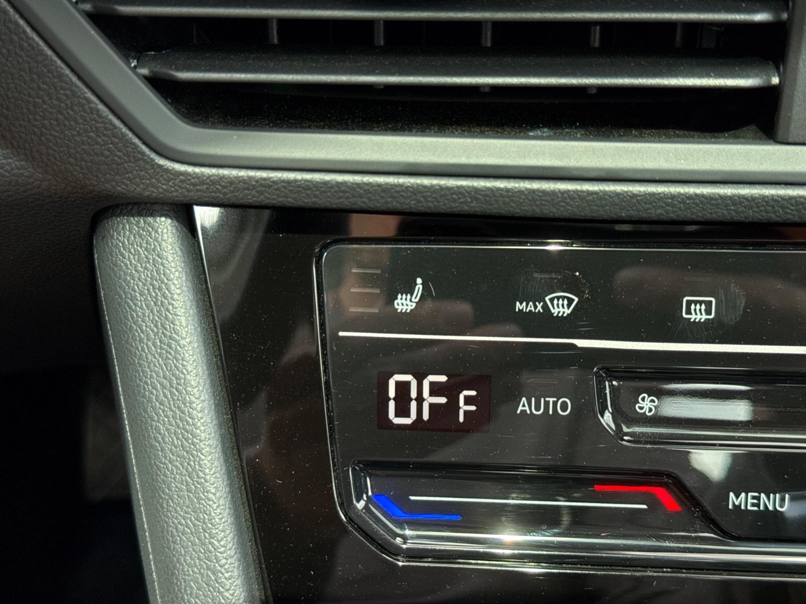 Volkswagen Jetta Vehicle Image 19