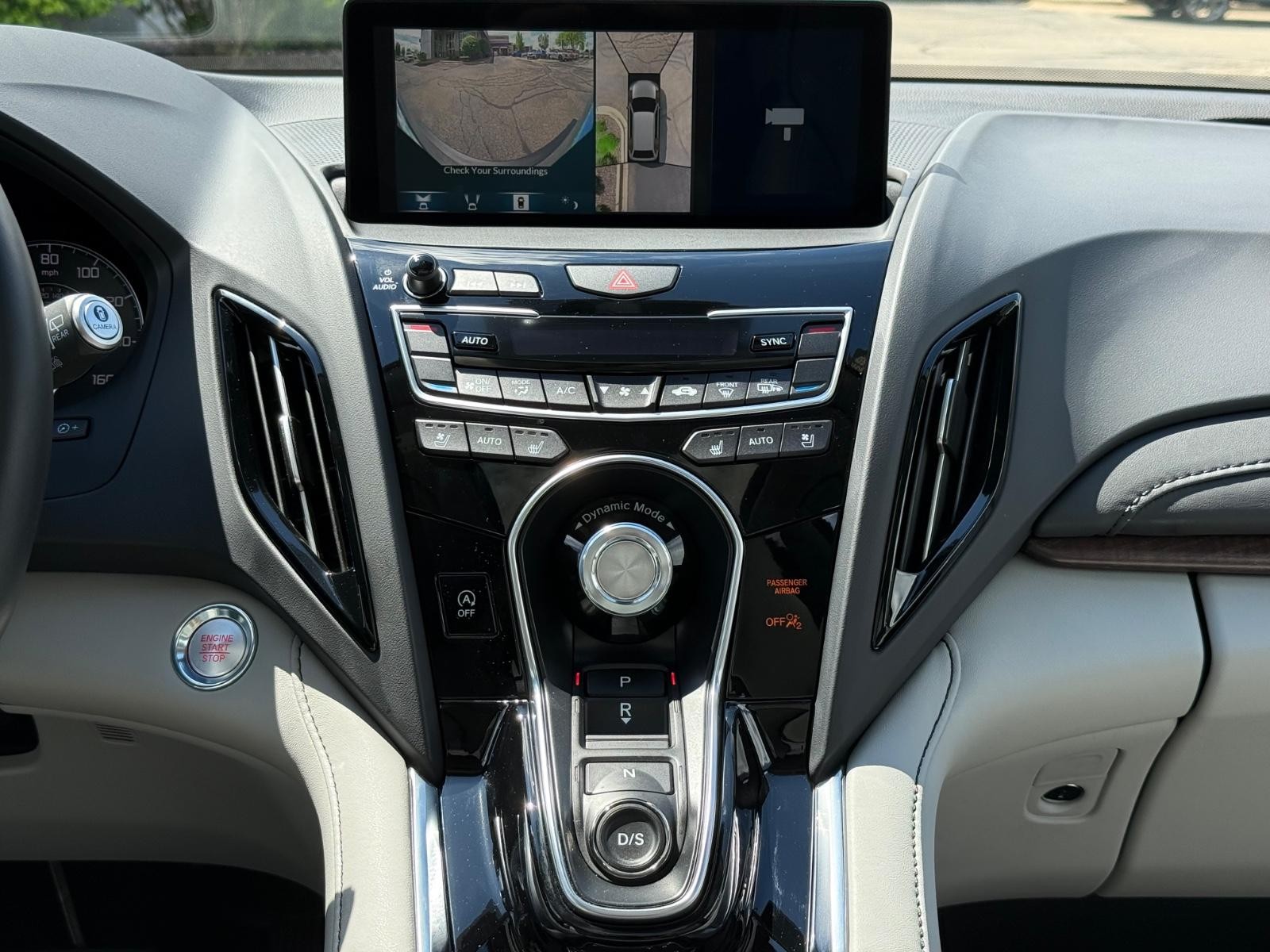 Acura RDX Vehicle Image 12
