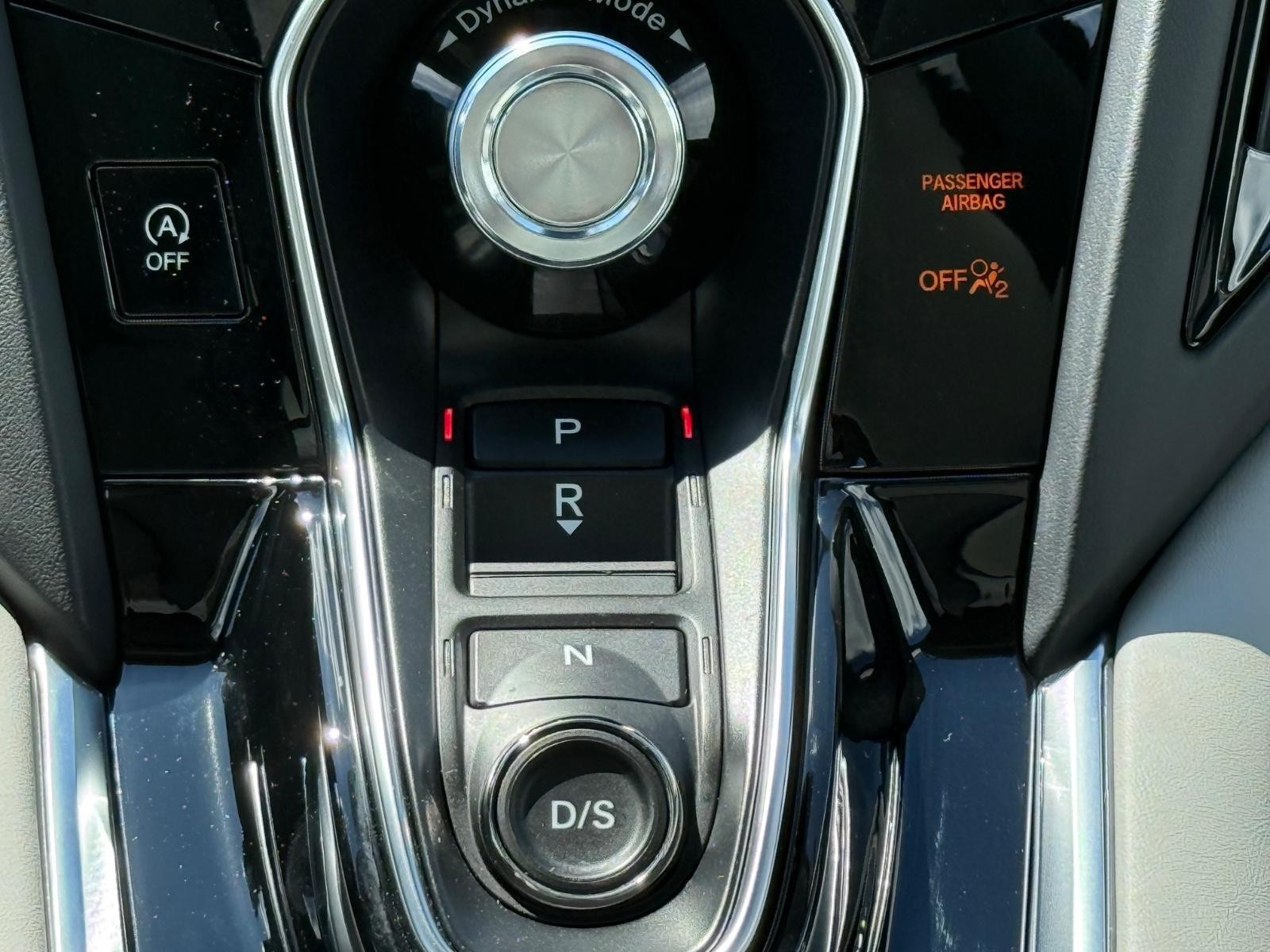 Acura RDX Vehicle Image 13