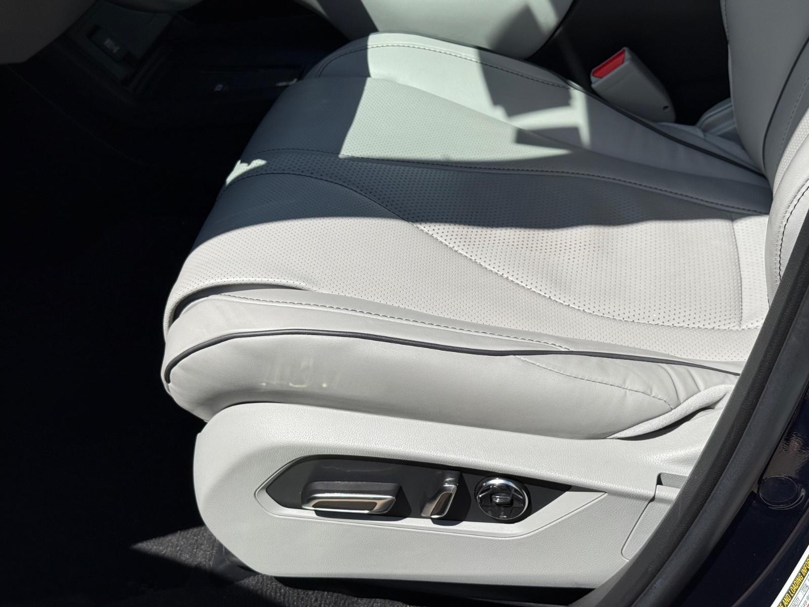 Acura RDX Vehicle Image 23