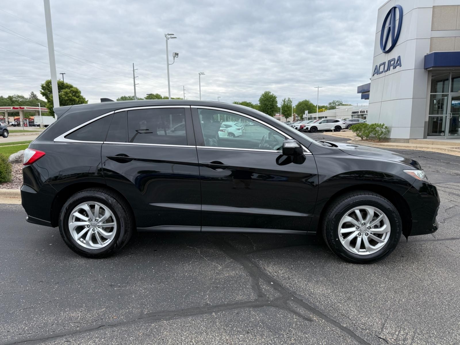 Acura RDX Vehicle Image 02