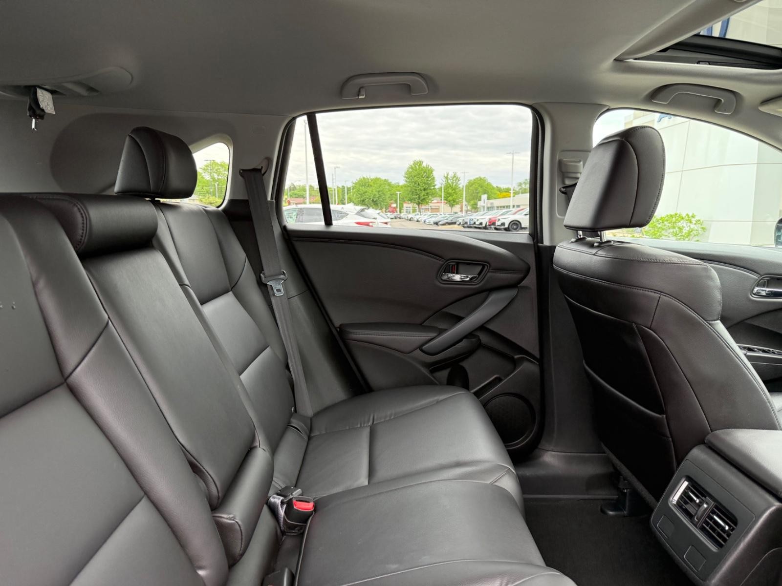 Acura RDX Vehicle Image 09