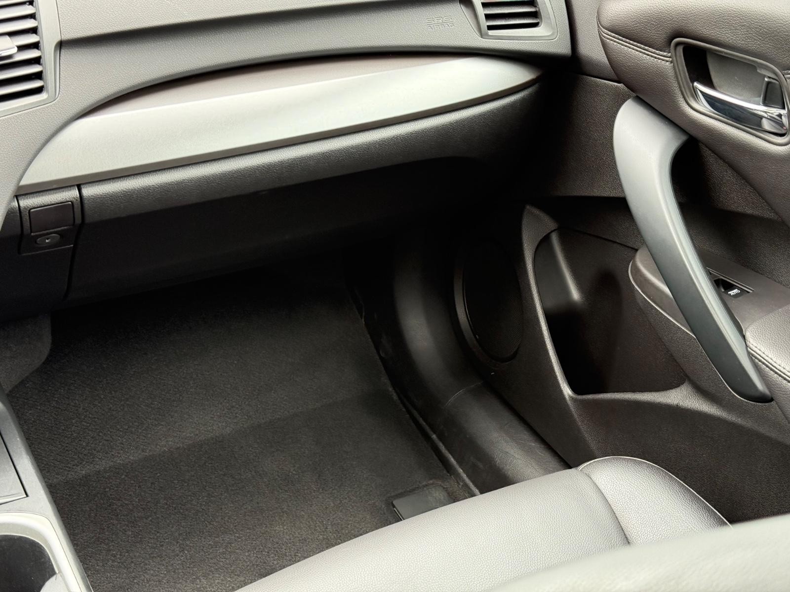 Acura RDX Vehicle Image 14