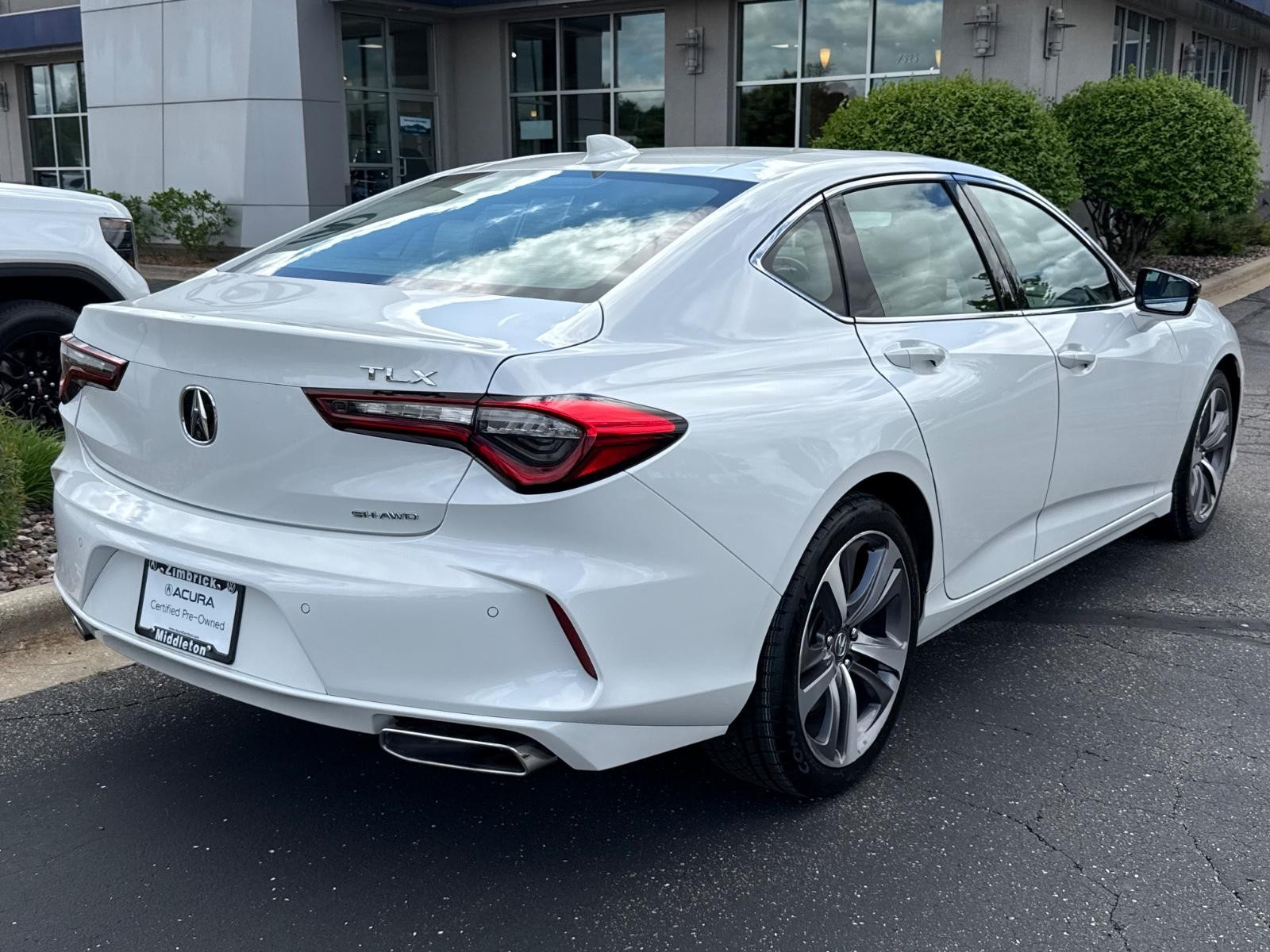 Acura TLX Vehicle Image 03