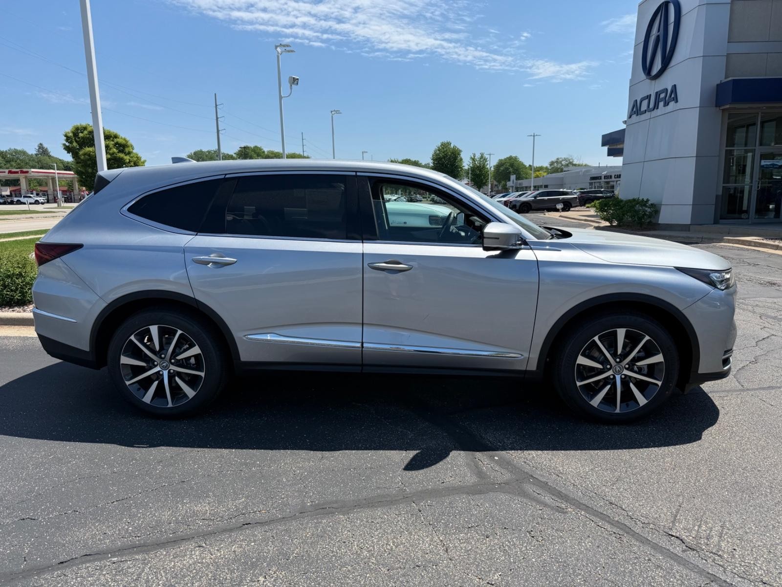 Acura MDX Vehicle Image 02