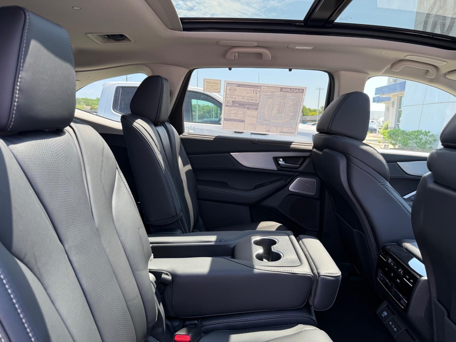 Acura MDX Vehicle Image 05