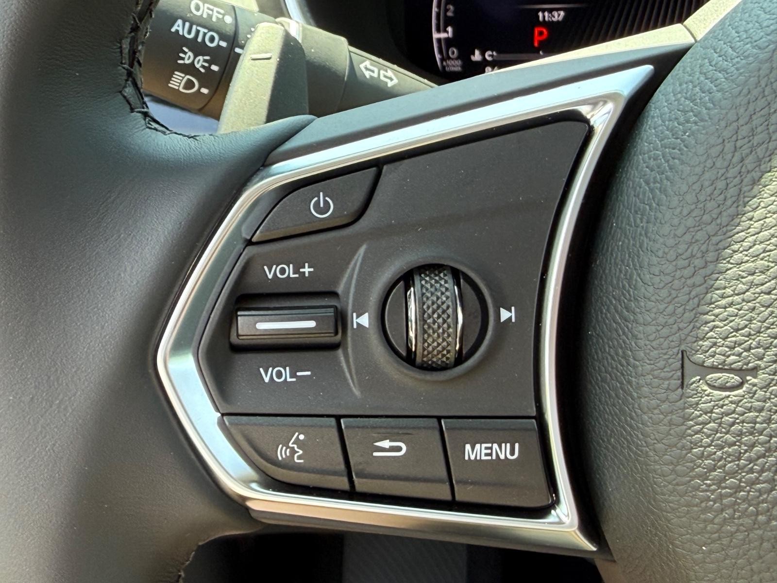 Acura MDX Vehicle Image 11