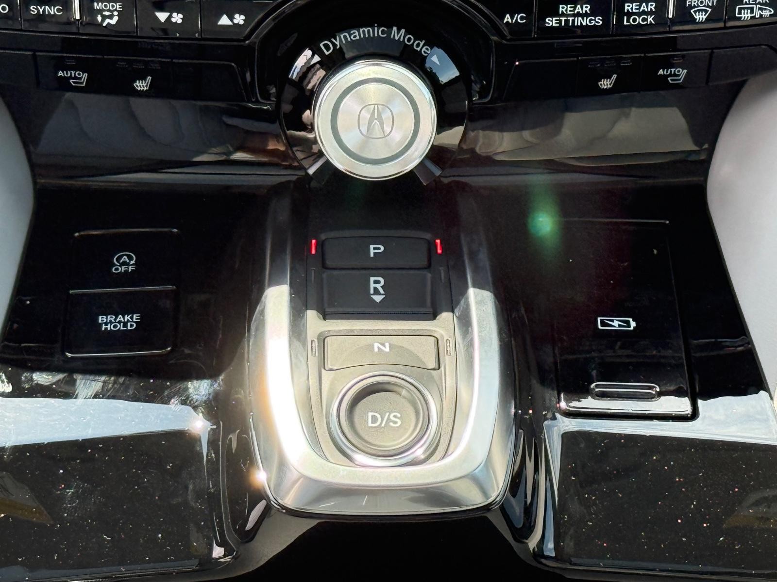 Acura MDX Vehicle Image 08