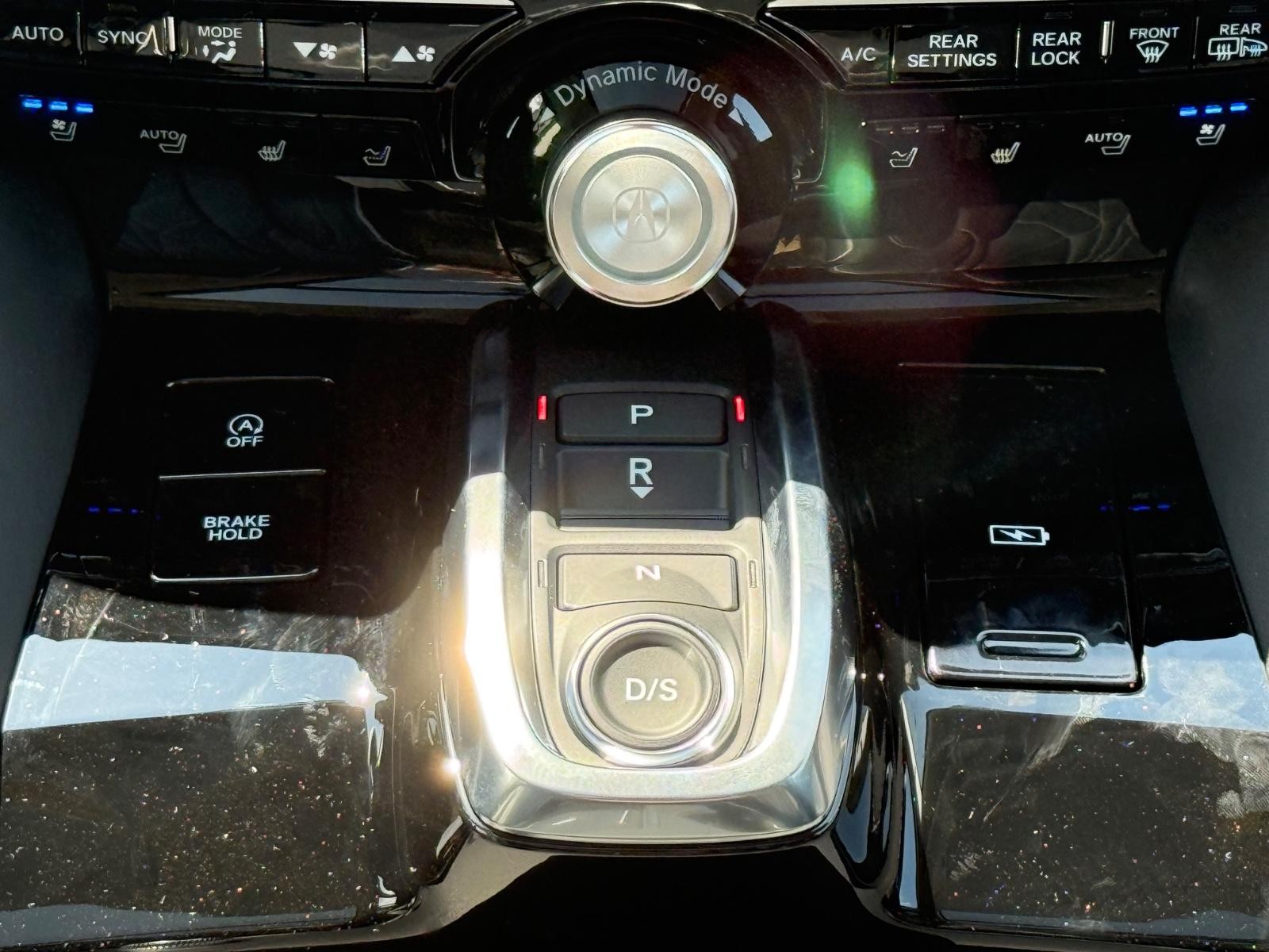 Acura MDX Vehicle Image 09
