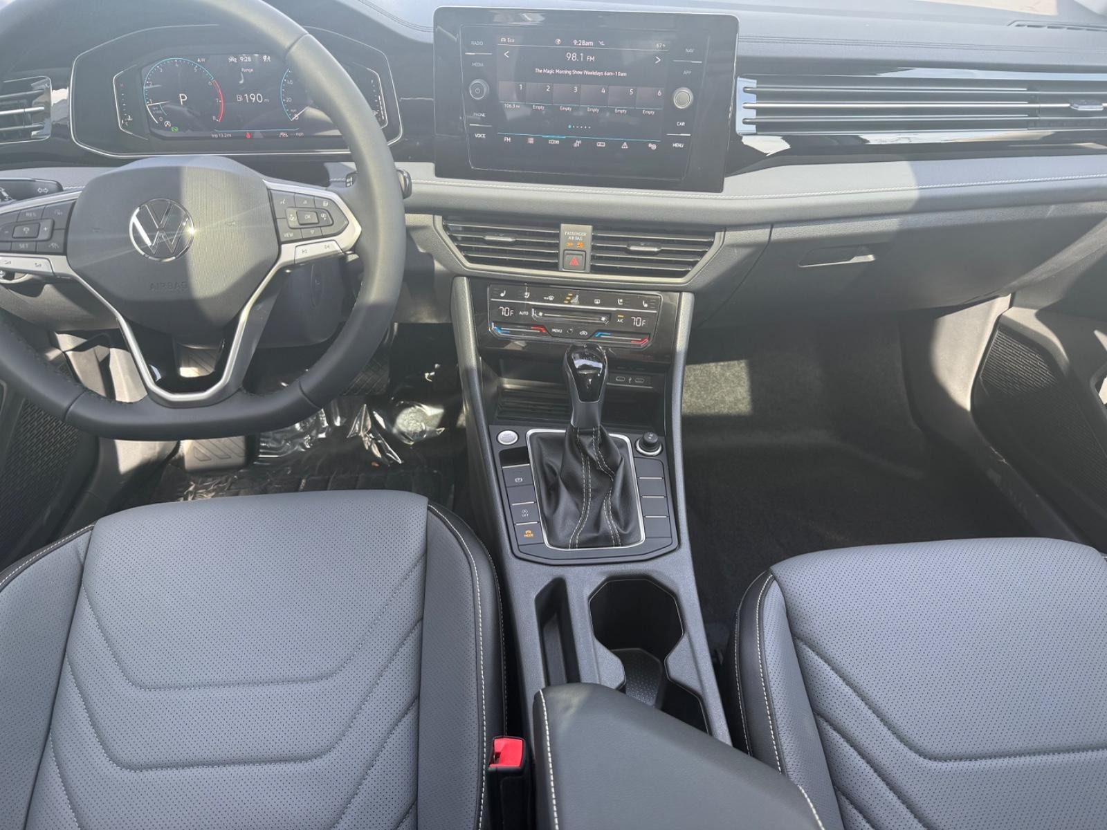 Volkswagen Jetta Vehicle Image 06