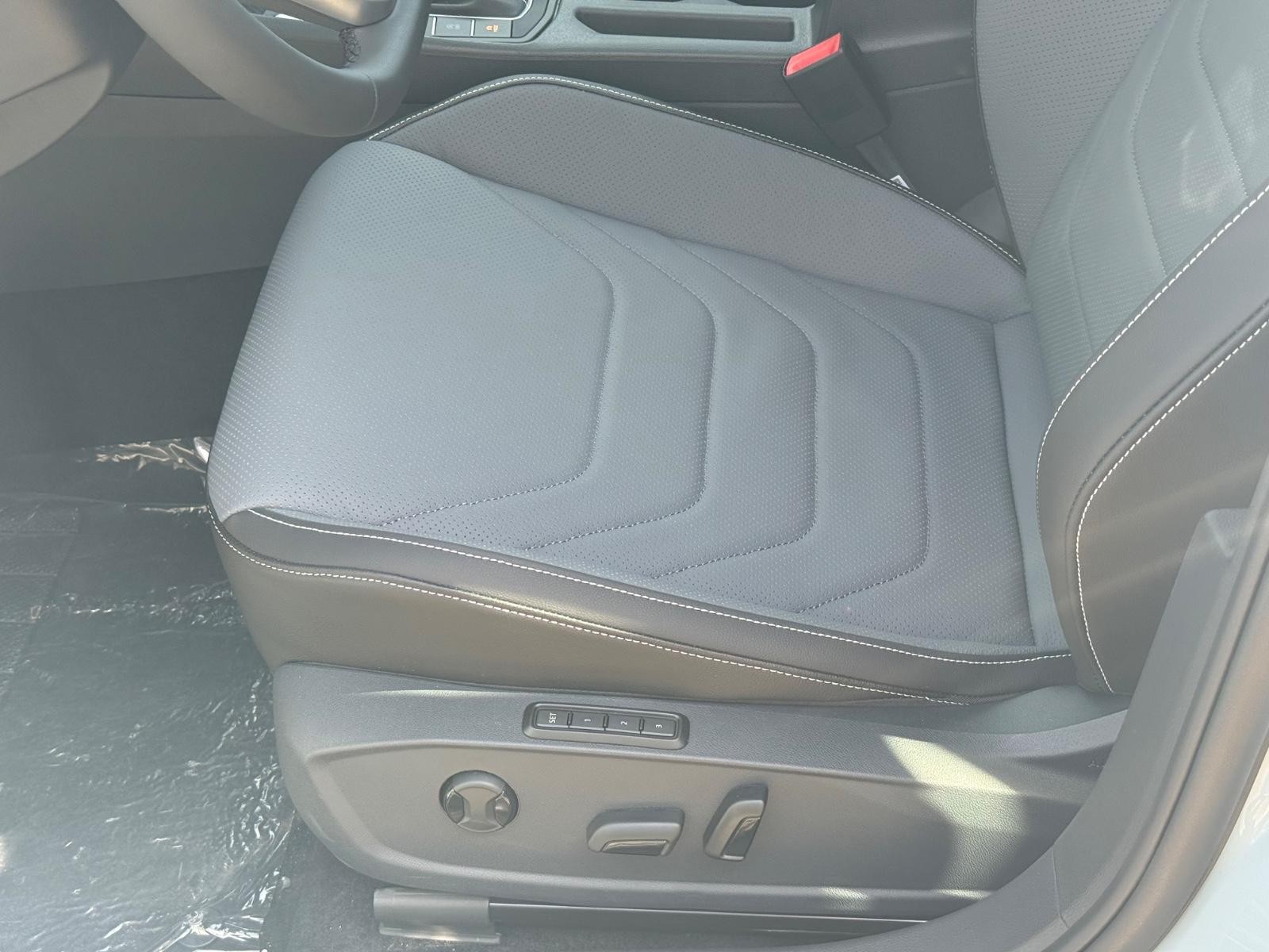 Volkswagen Jetta Vehicle Image 16