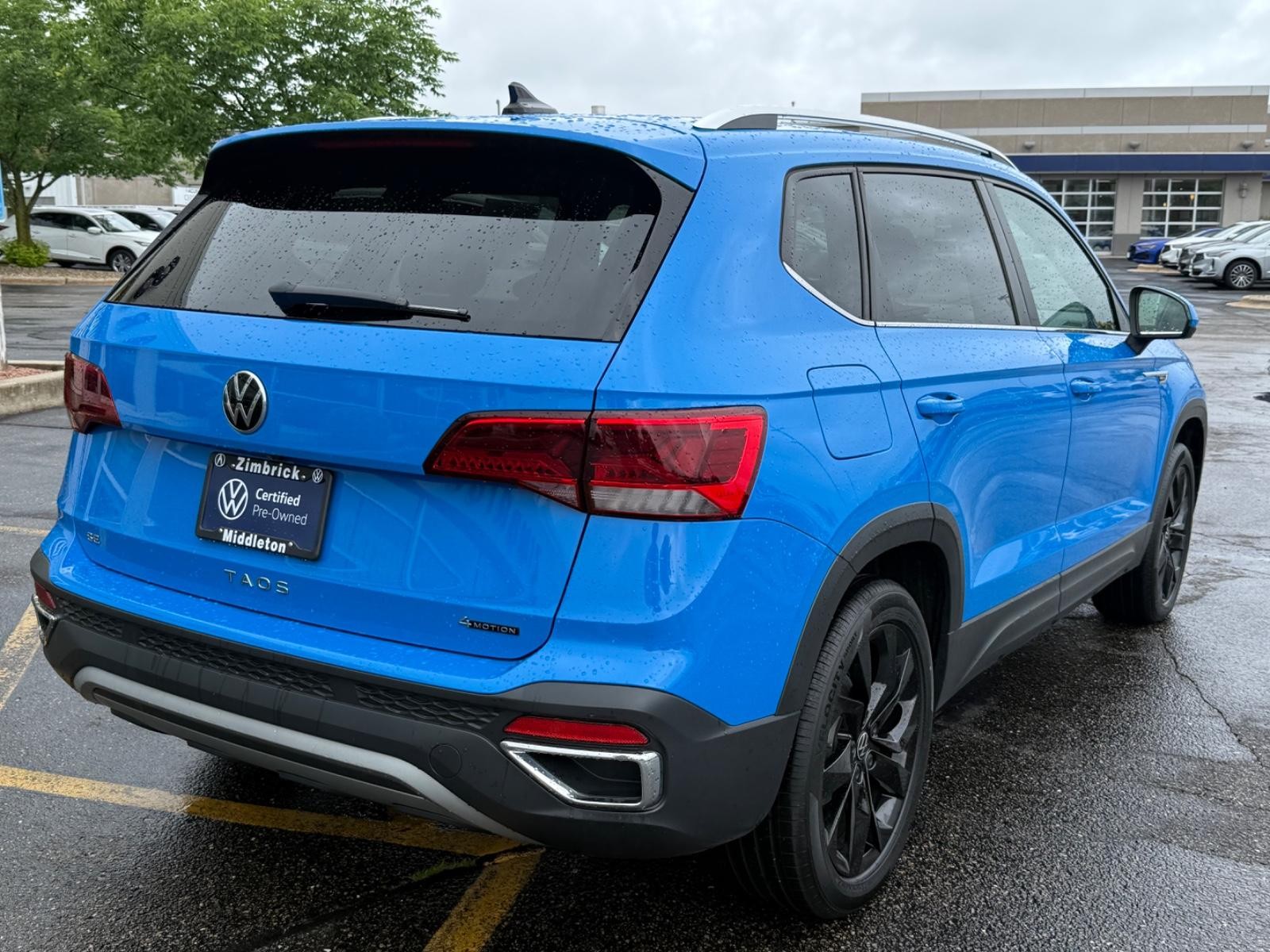 Volkswagen Taos Vehicle Image 03
