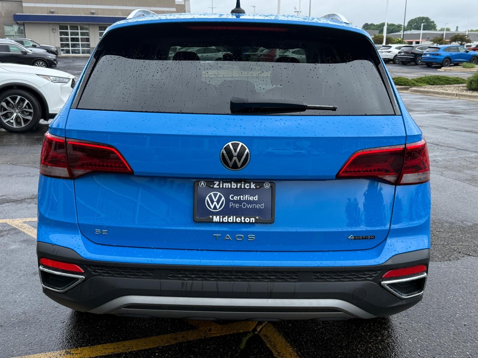 Volkswagen Taos Vehicle Image 04