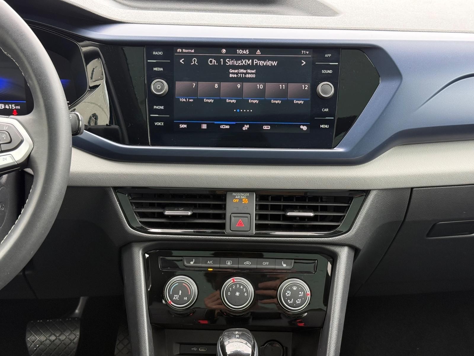 Volkswagen Taos Vehicle Image 12