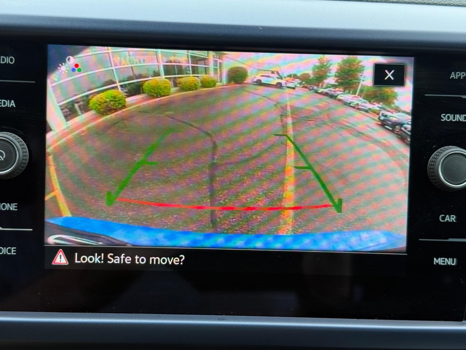 Volkswagen Taos Vehicle Image 18