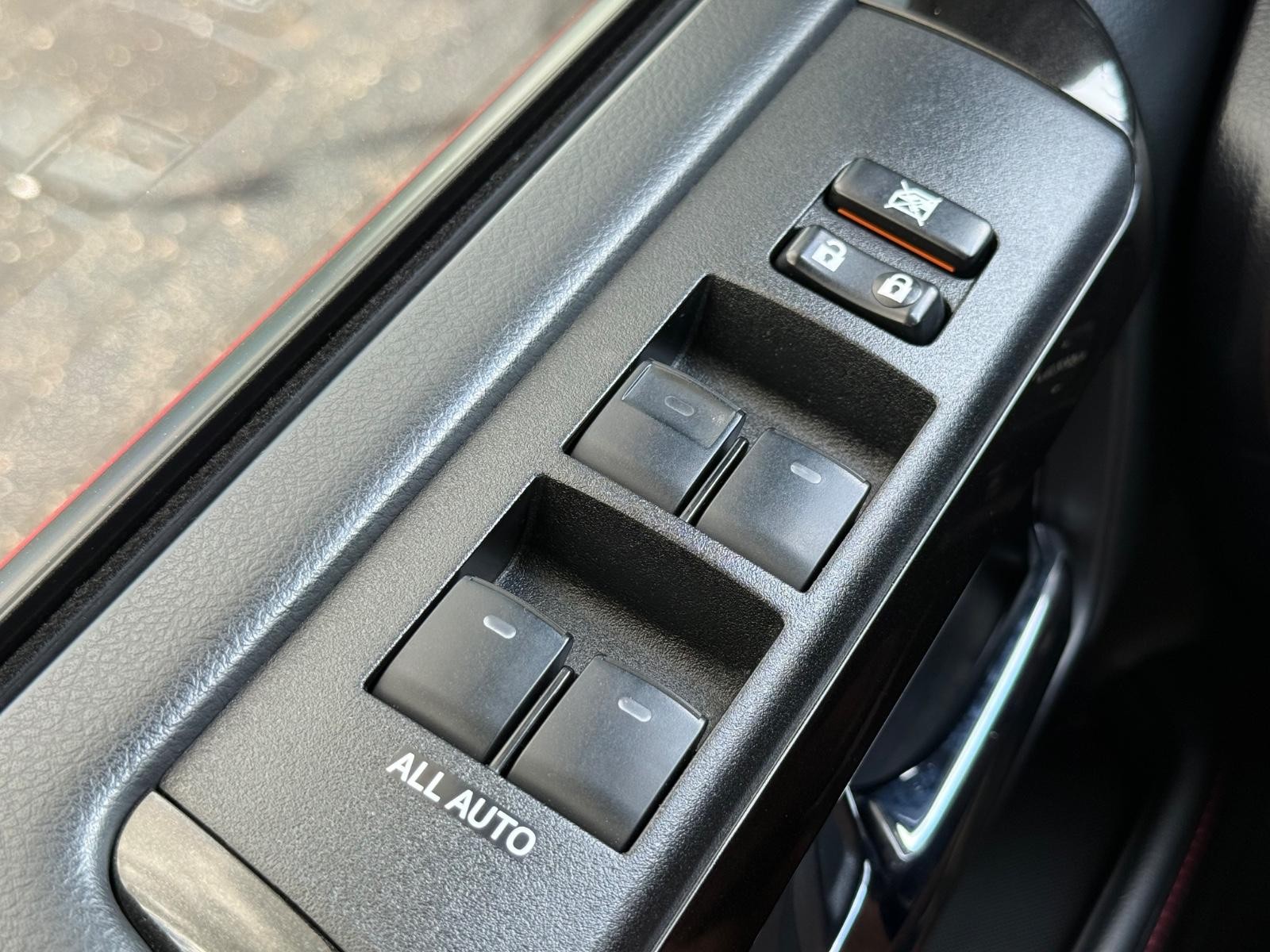 Toyota 4Runner Vehicle Image 21
