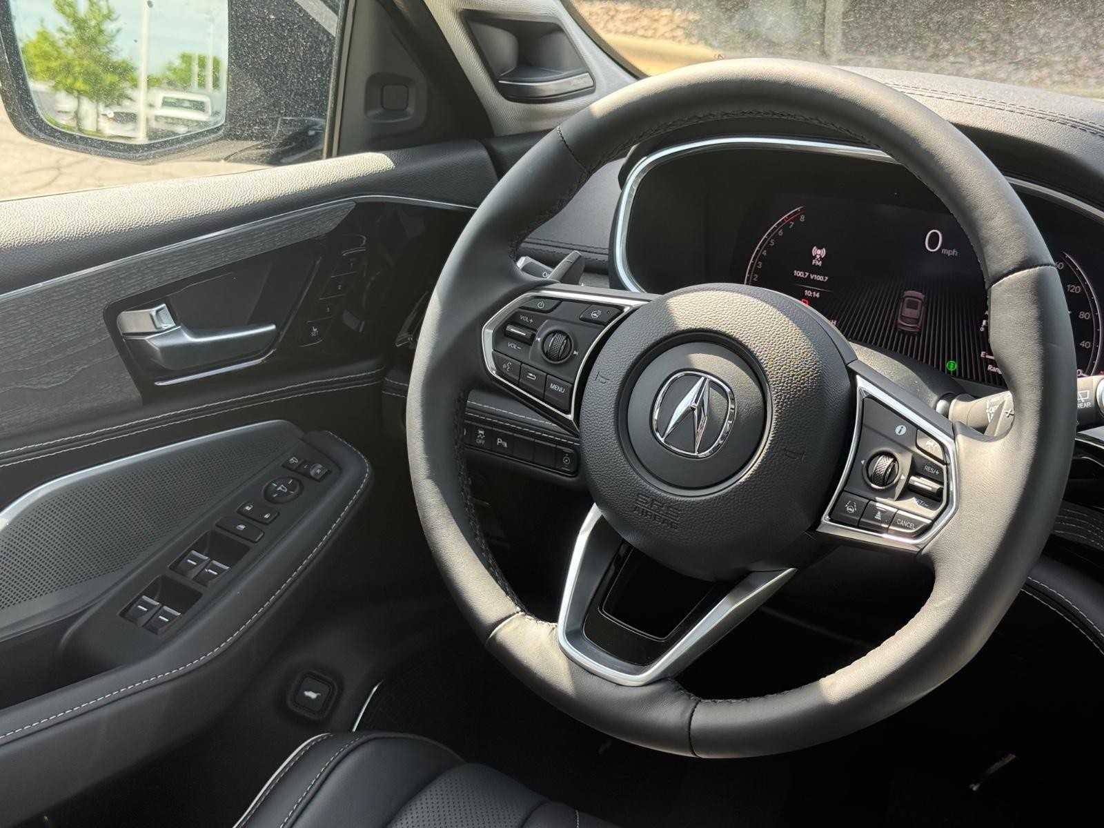 Acura MDX Vehicle Image 09