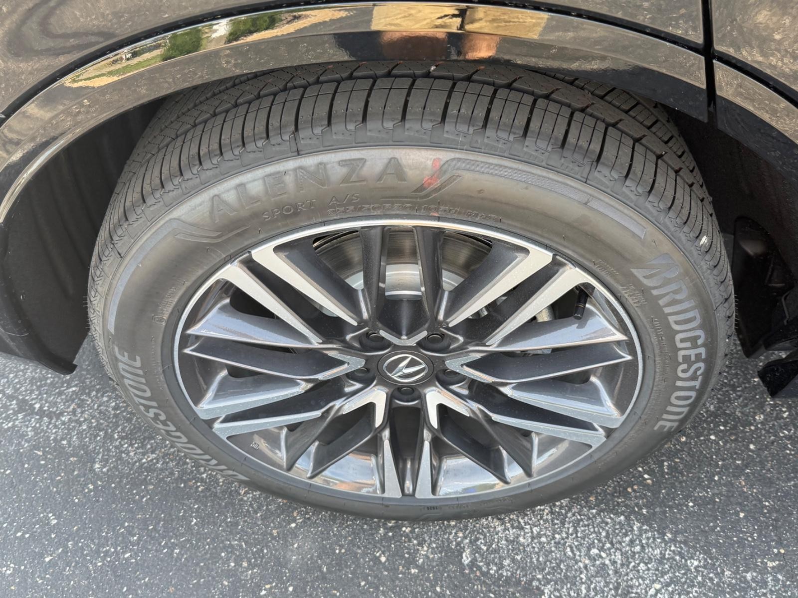 Acura MDX Vehicle Image 04