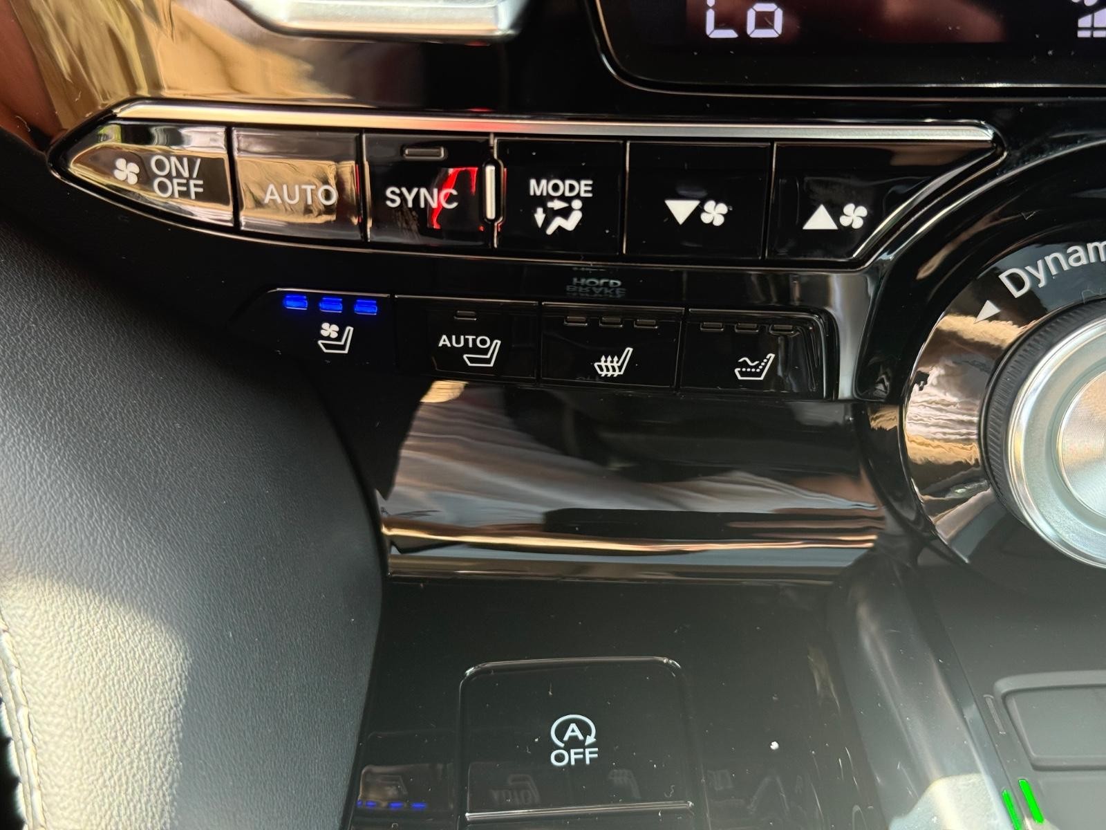 Acura MDX Vehicle Image 16