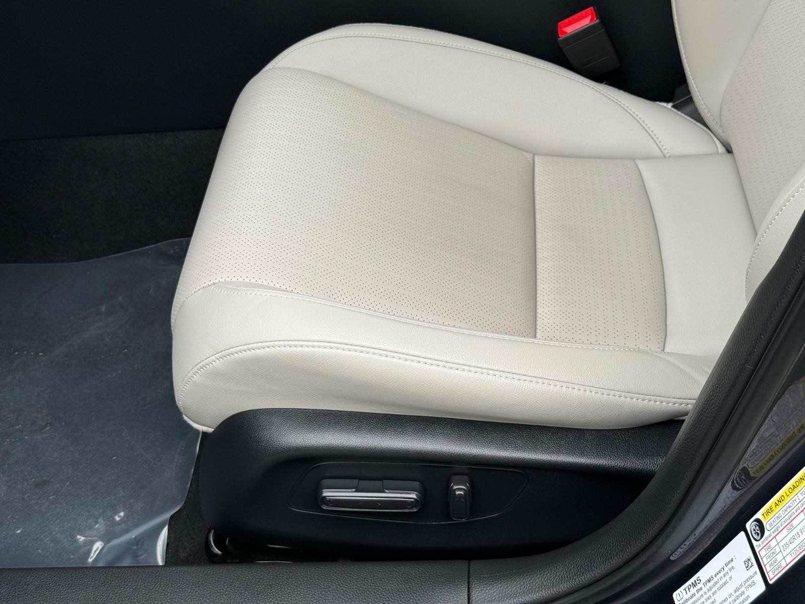 Honda Civic Hatchback Vehicle Image 22