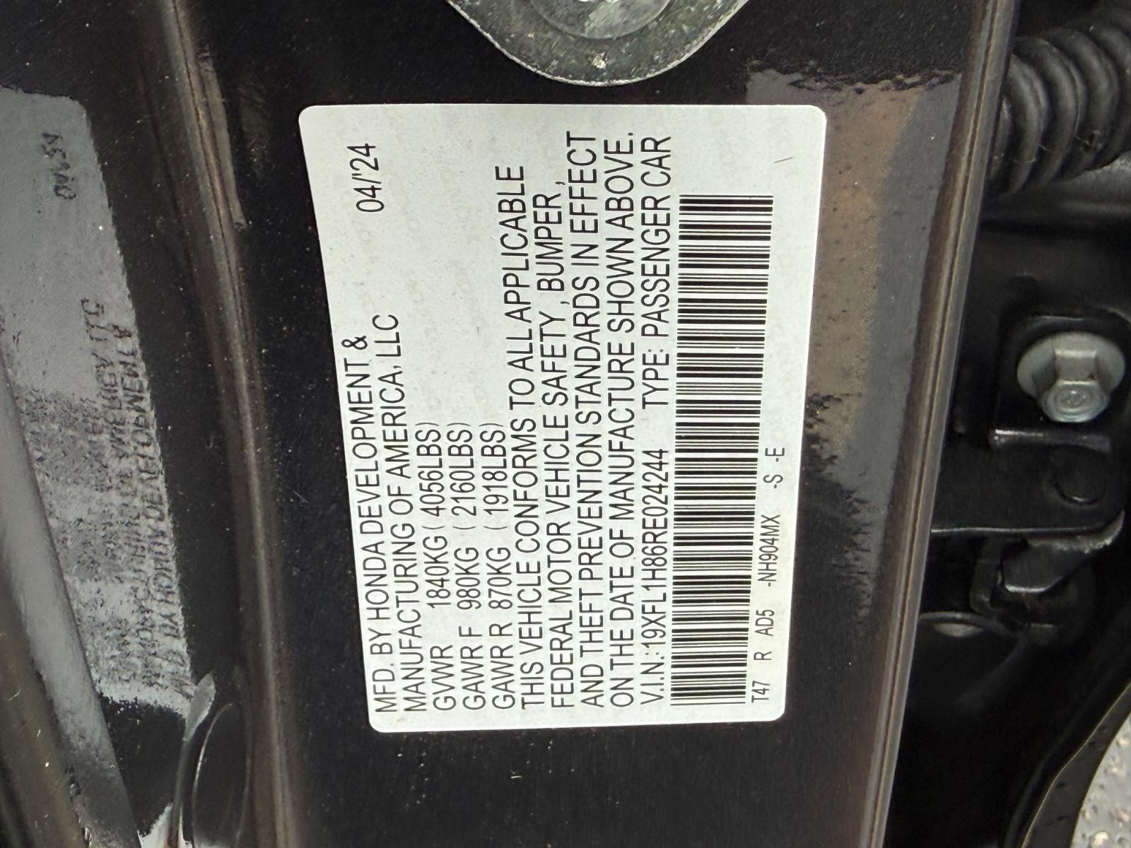 Honda Civic Hatchback Vehicle Image 23