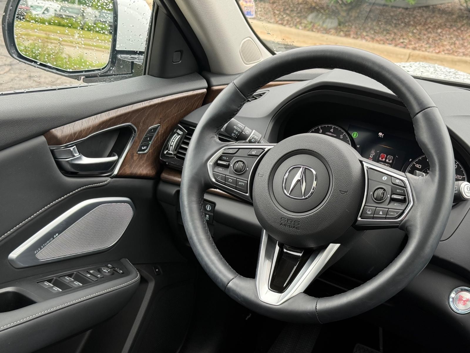 Acura RDX Vehicle Image 14