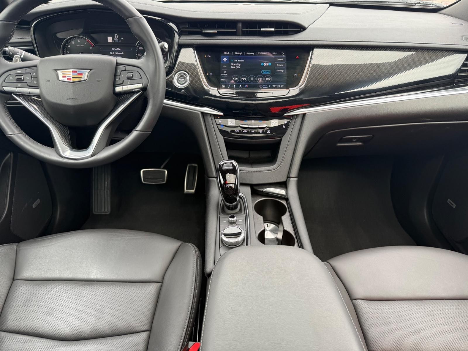 Cadillac XT6 Vehicle Image 11