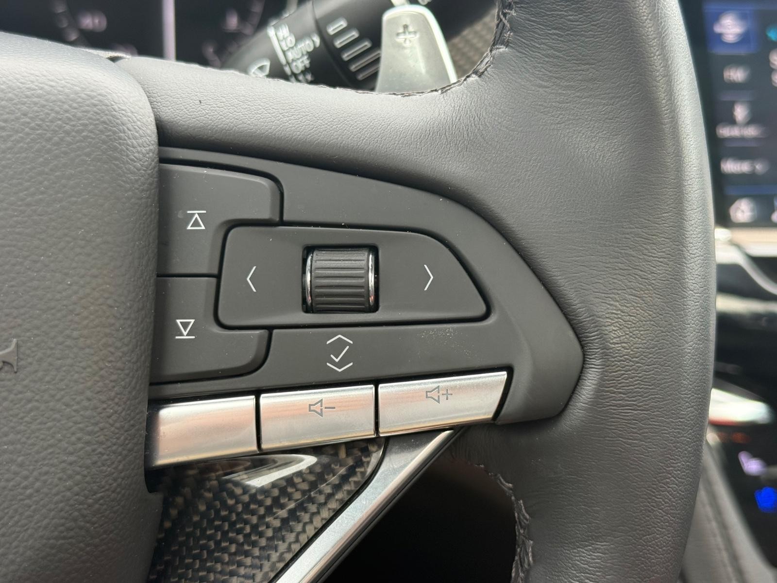 Cadillac XT6 Vehicle Image 18