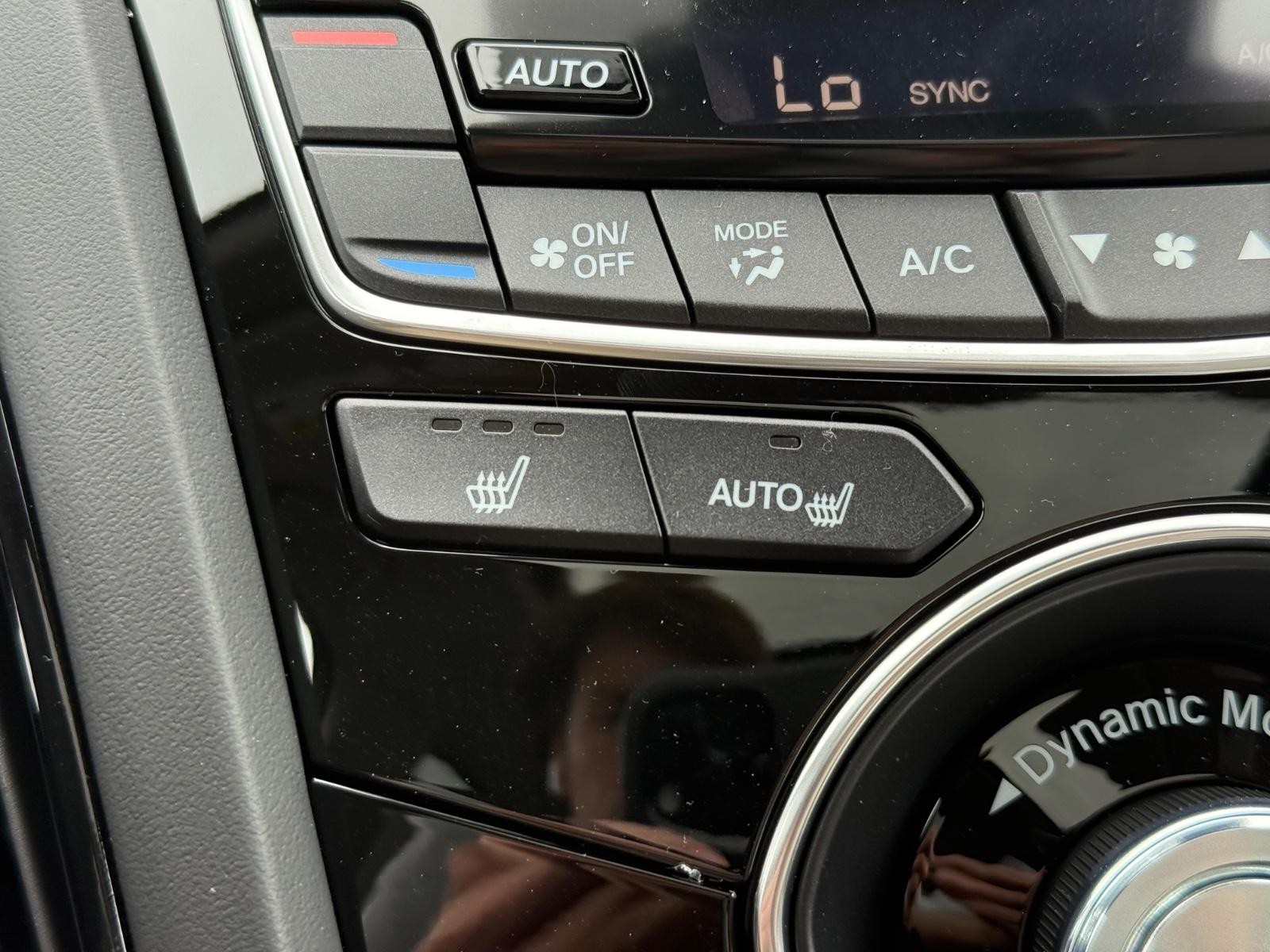 Acura RDX Vehicle Image 16