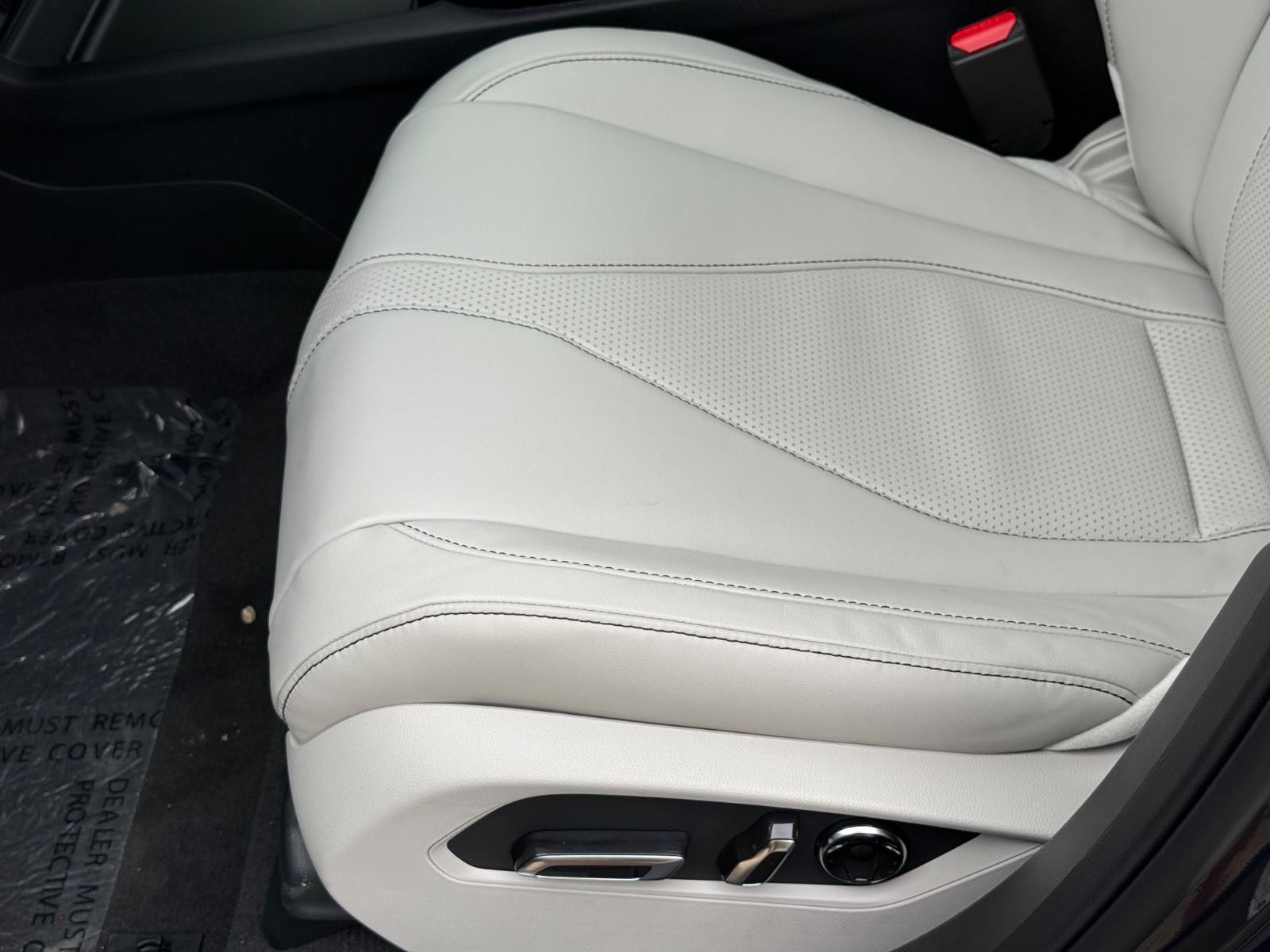 Acura RDX Vehicle Image 18