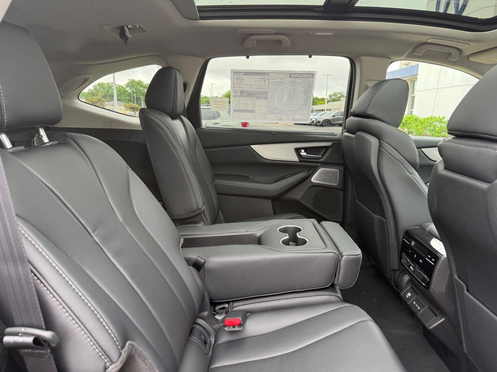 Acura MDX Vehicle Image 05