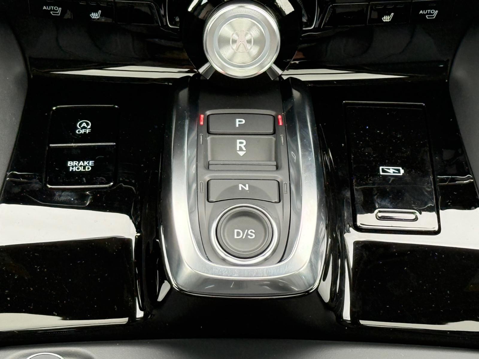 Acura MDX Vehicle Image 08