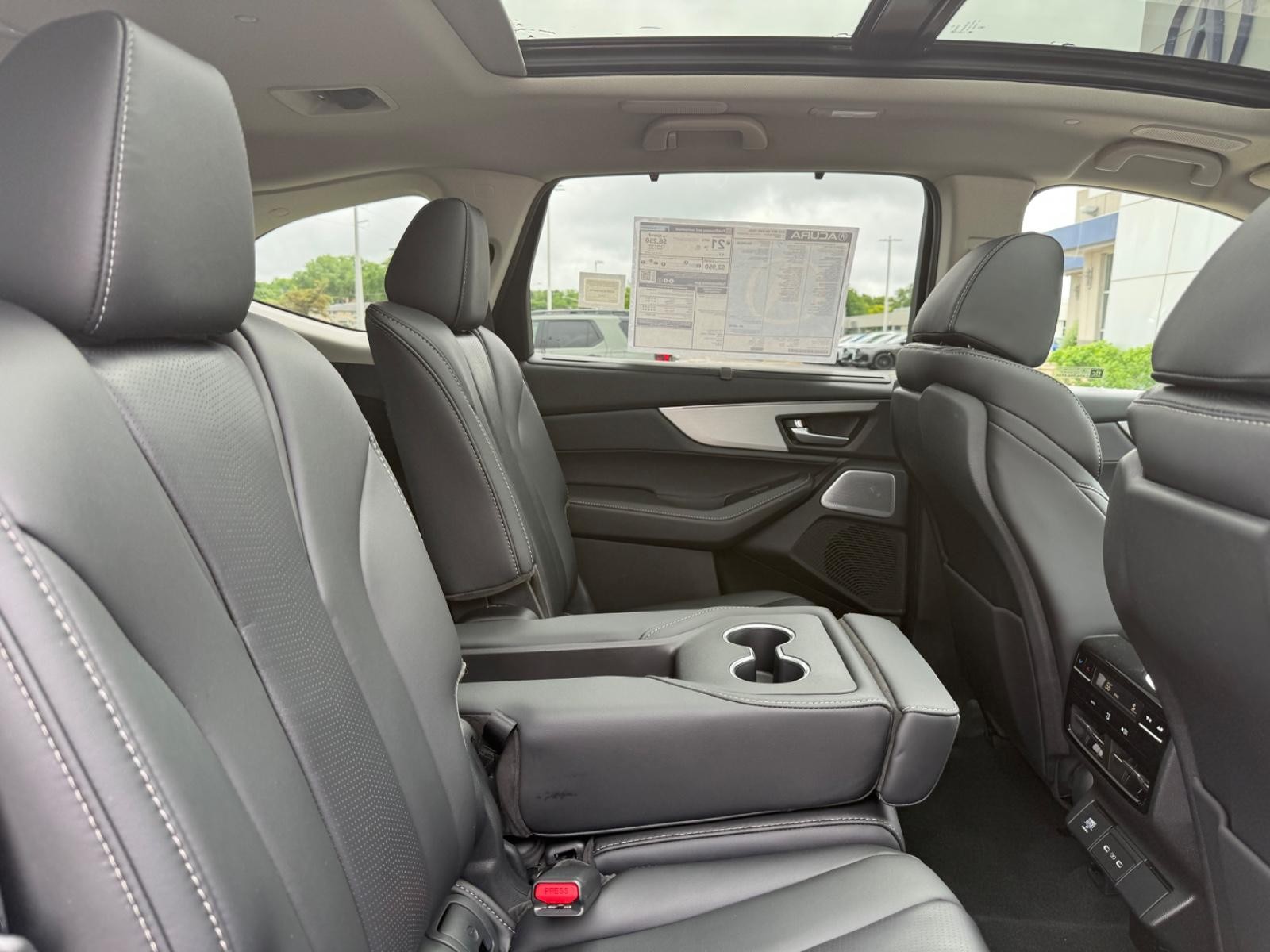 Acura MDX Vehicle Image 05