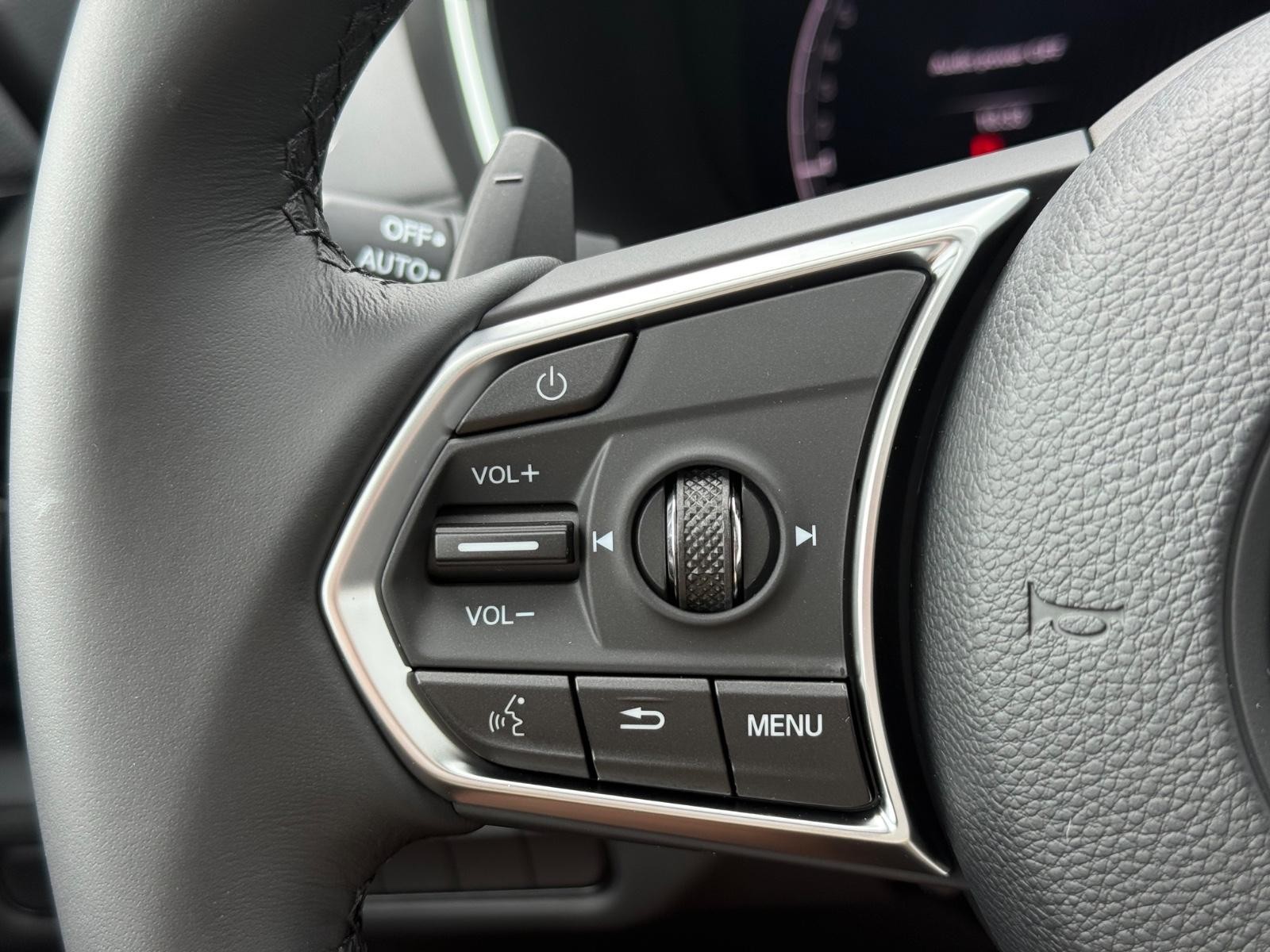 Acura MDX Vehicle Image 12