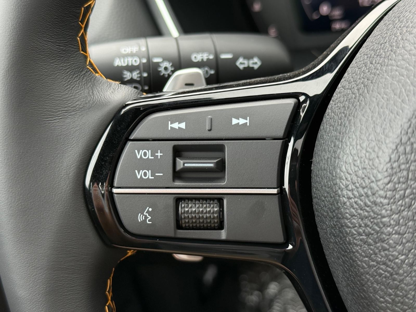 Acura Integra Vehicle Image 12