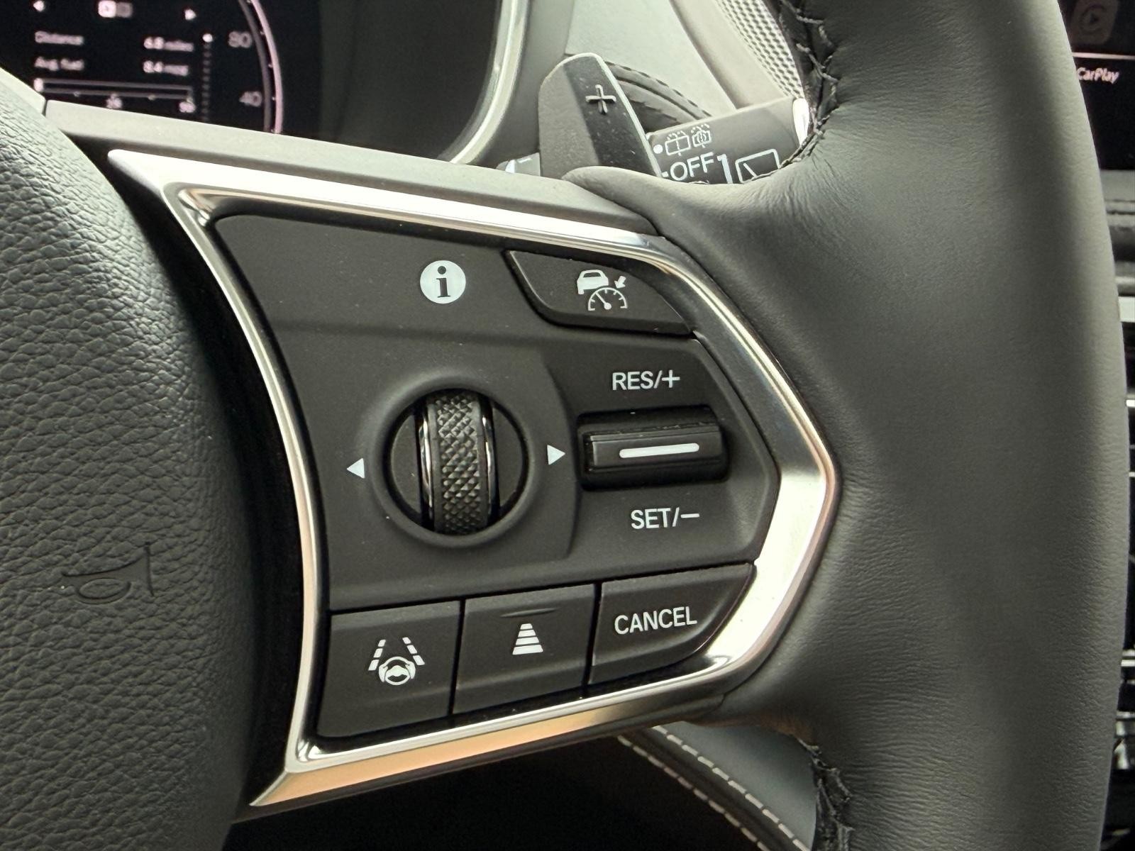 Acura MDX Vehicle Image 12
