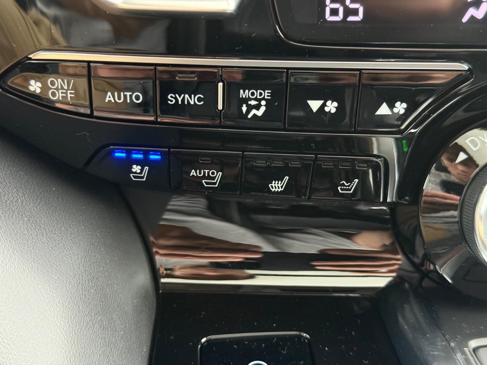 Acura MDX Vehicle Image 15