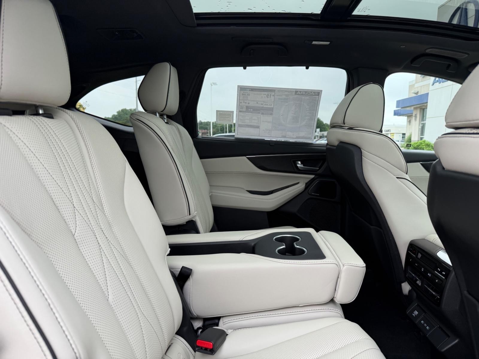 Acura MDX Vehicle Image 05