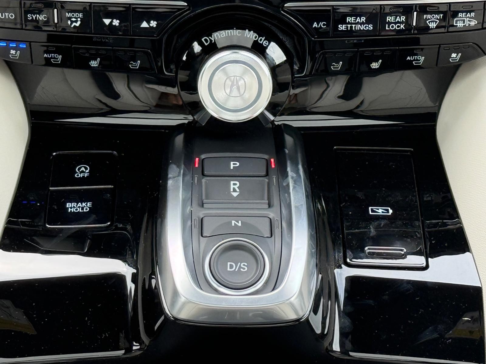 Acura MDX Vehicle Image 08