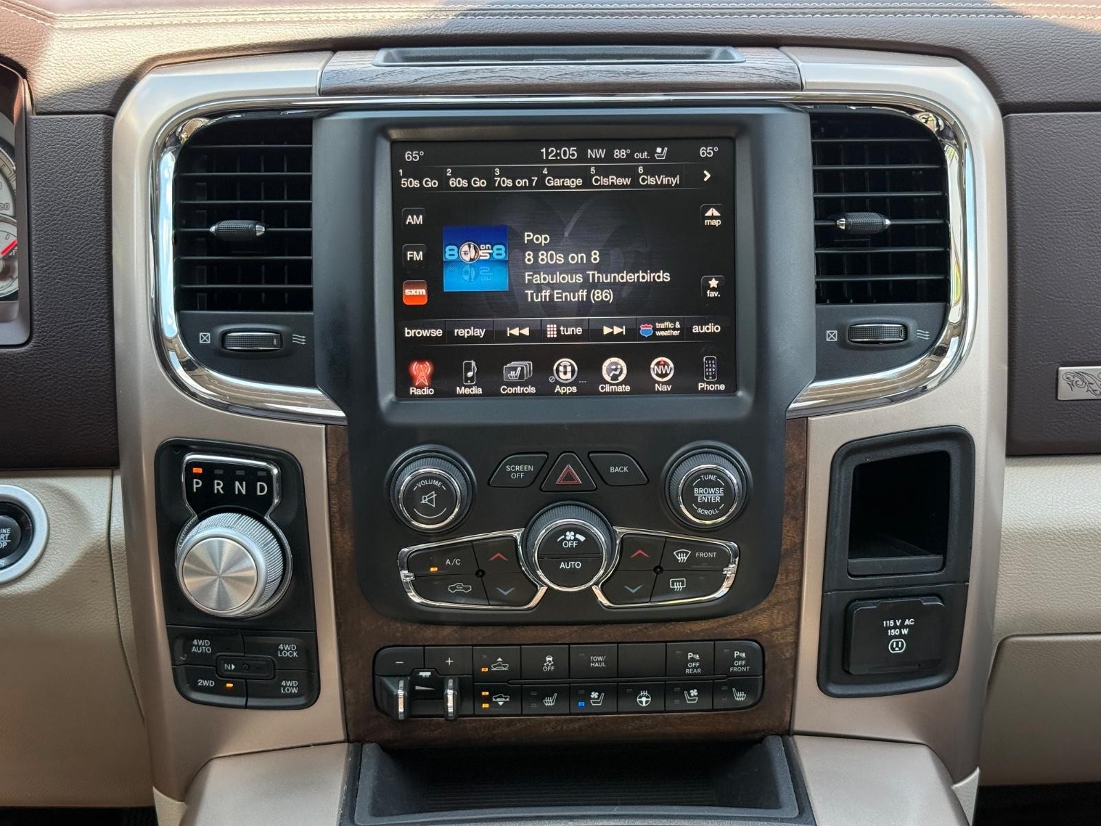 Ram 1500 Vehicle Image 12