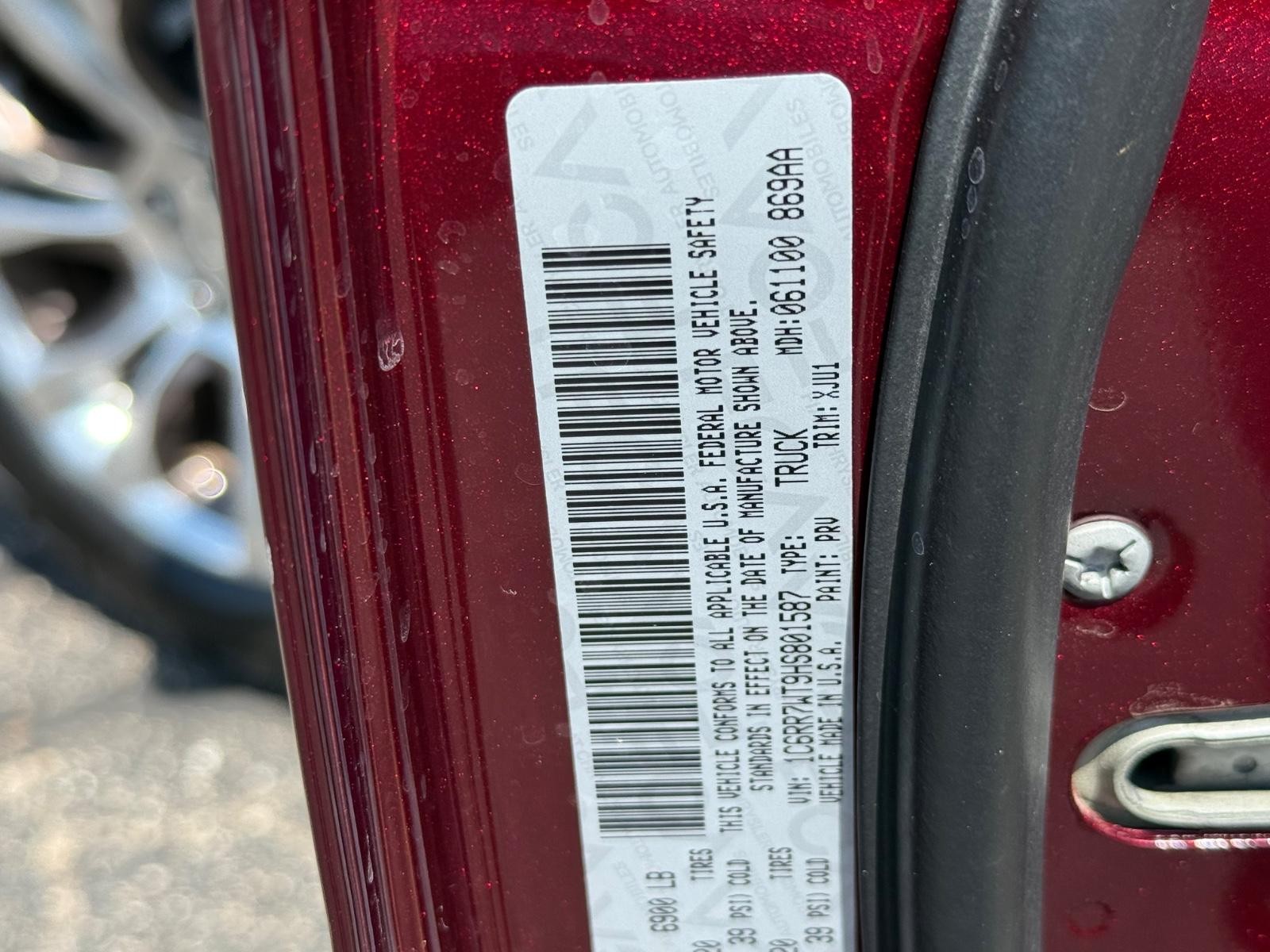 Ram 1500 Vehicle Image 24