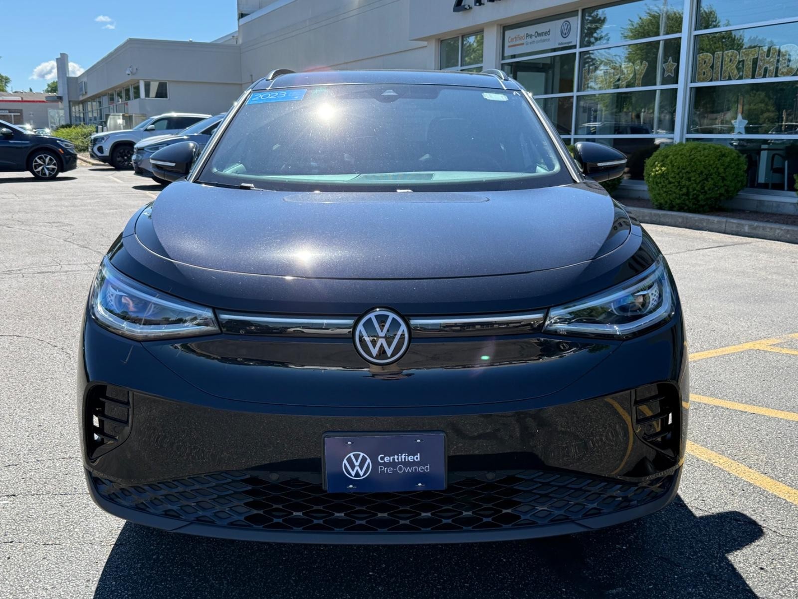 Volkswagen ID.4 Vehicle Image 09